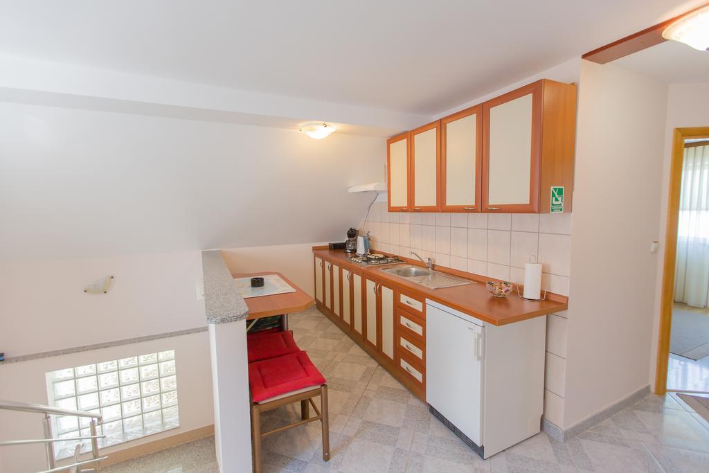 Apartments Mise Ogulin Eksteriør billede